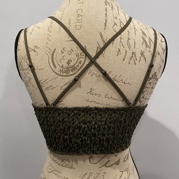 Super cute lace bralette! - Picture 2 of 2